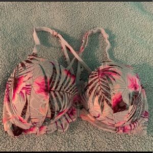 Front closure PINK VS bra size 36 DD